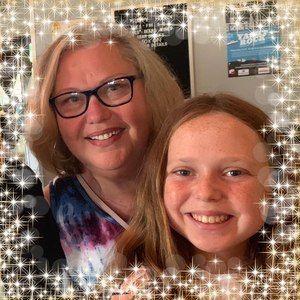 Meet your Posher, Debi